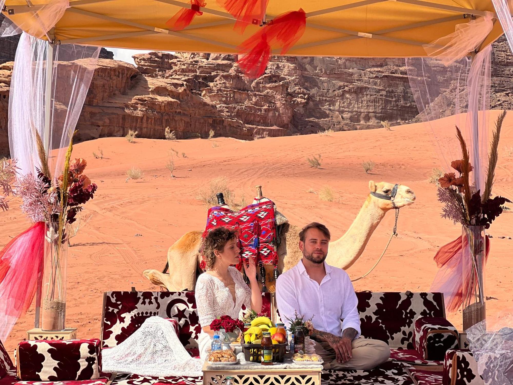 Magic Rum Hussen Wadi Rum Exteriör bild